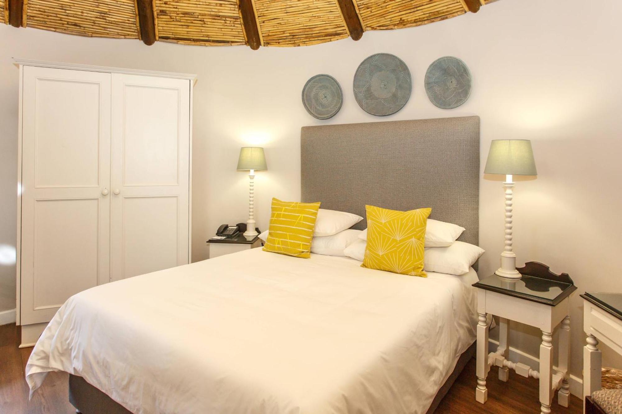 Protea Hotel By Marriott Oudtshoorn Riempie Estate Екстер'єр фото