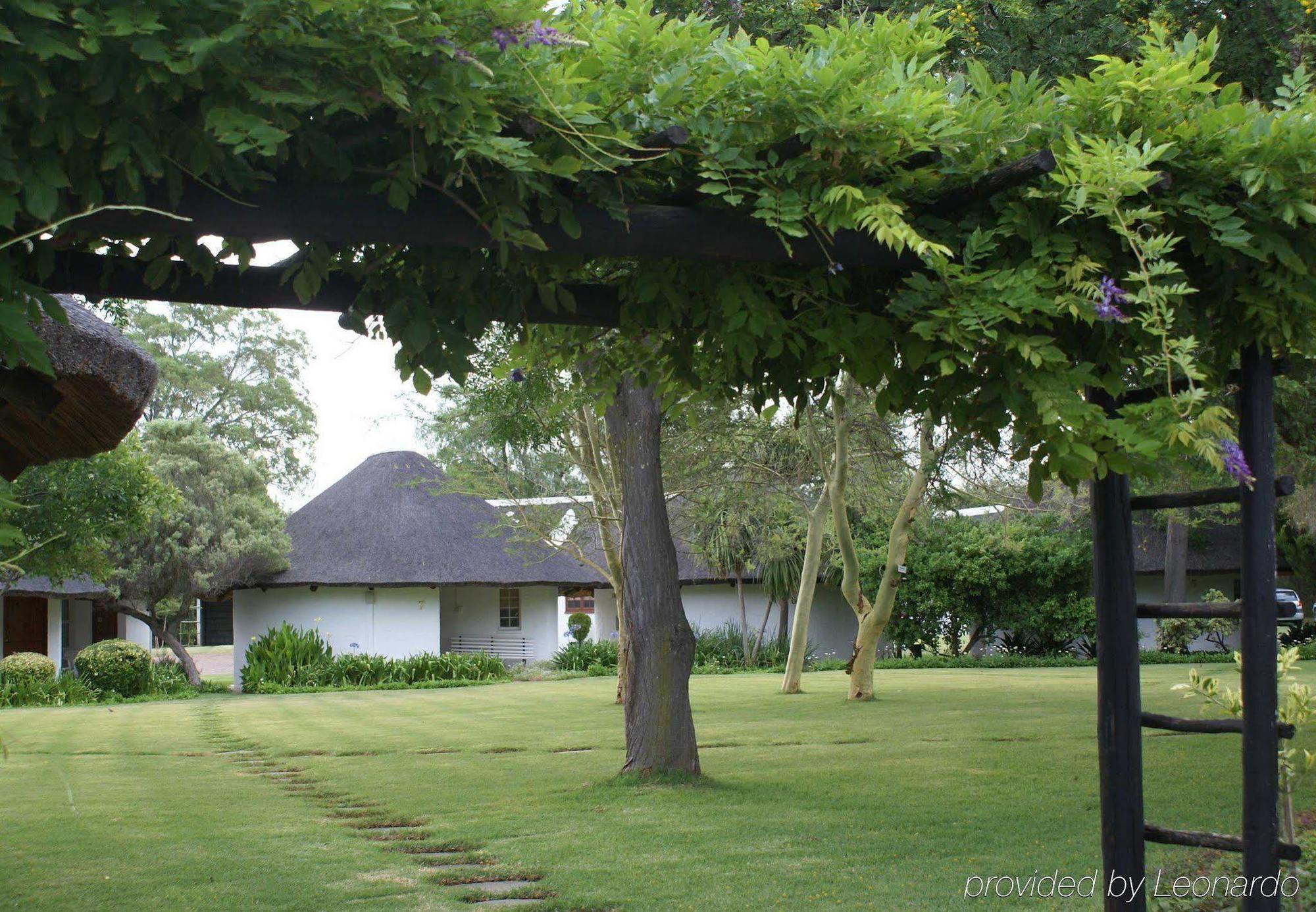 Protea Hotel By Marriott Oudtshoorn Riempie Estate Екстер'єр фото